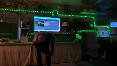 SIR WILLIAM online show from 11.23.25