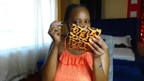 Snapshot of assey_ chatting on 01.08.25 assey online show from 01.08.25