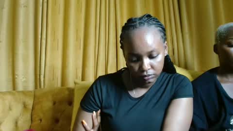 Snapshot of assey_ chatting on 01.18.25 assey online show from 01.18.25