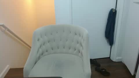 latex online show from 04.16.26