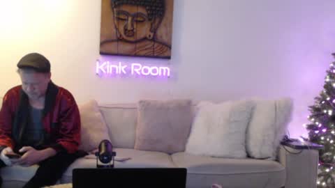 Snapshot of assleighabbott chatting on 12.10.24 ASSleigh Abbott online show from 12.10.24