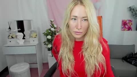 astramonroe online show from 04.19.26