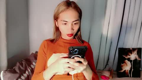 Snapshot of astrid_khalifa chatting on 02.23.25 Astrid online show from 02.23.25