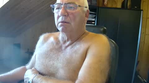 asusandy online show from 09.15.25