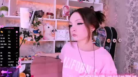 Snapshot of asya_sweet_ chatting on 09.10.25 Anastasia online show from 09.10.25
