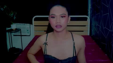 Snapshot of atashakendall chatting on 12.03.25 atashakendall online show from 12.03.25