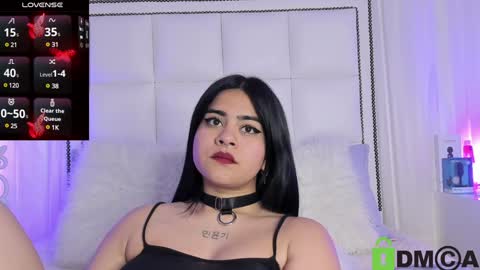 Athena online show from 12.04.24