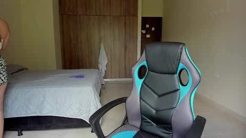 atenas online show from 02.19.25