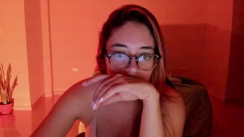 Snapshot of atenas__05 chatting on 02.05.26 atenas online show from 02.05.26