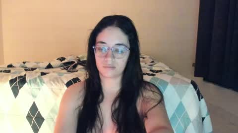 Snapshot of atenas__05 chatting on 05.24.26 atenas online show from 05.24.26