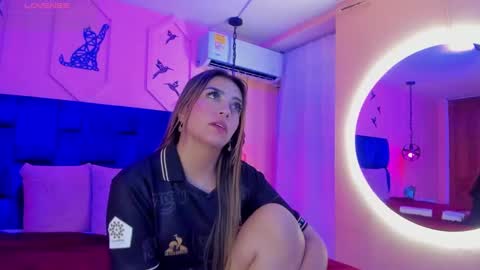 Athenea online show from 02.19.25