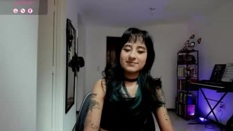 Snapshot of atenea_dragon__ chatting on 06.23.26 Atenea online show from 06.23.26