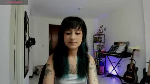 Snapshot of atenea_dragon__ chatting on 06.27.26 Atenea online show from 06.27.26