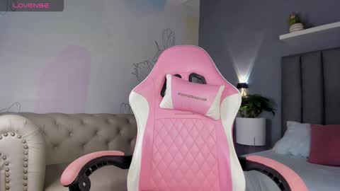 Atenea online show from 11.27.25