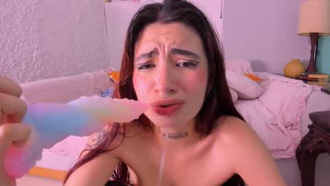 Snapshot of atenea_storm chatting on 10.25.25 Atenea online show from 10.25.25