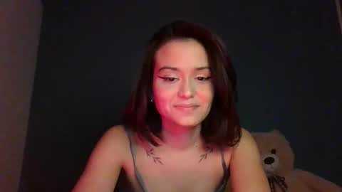 Snapshot of ateneaaninn chatting on 09.23.25 Atenea Nin online show from 09.23.25