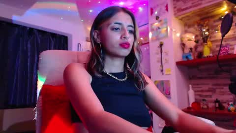 Snapshot of ateneasairce chatting on 02.10.25 Atenea online show from 02.10.25