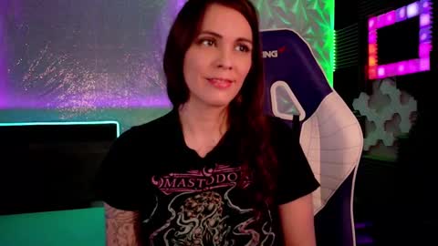 Athena Autumn online show from 11.05.25