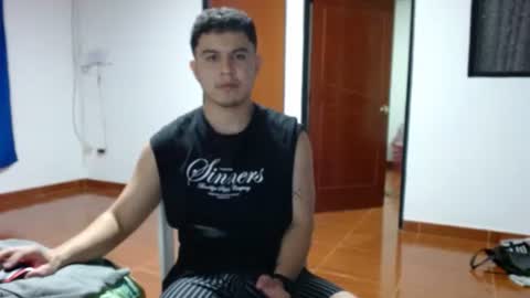 Robin online show from 11.23.25