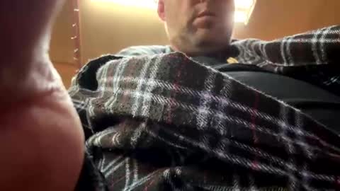 Snapshot of athlon50 chatting on 10.19.25 athlon50 online show from 10.19.25