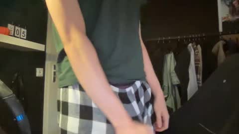 Undress a hung twink  online show from 12.05.24