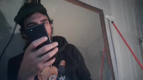 Snapshot of atmorin01 chatting on 02.04.25 Atmarin199 aka Dre online show from 02.04.25