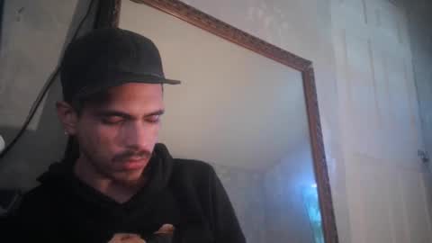 Snapshot of atmorin01 chatting on 02.22.25 Atmarin199 aka Dre online show from 02.22.25