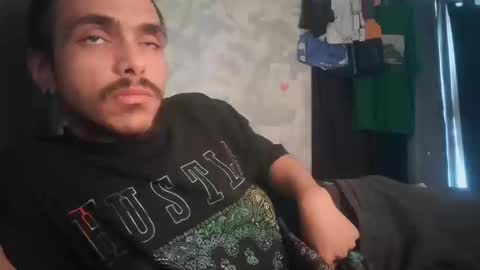 Snapshot of atmorin01 chatting on 10.14.25 Atmarin199 aka Dre online show from 10.14.25