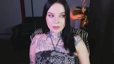 online every day between 10am-23pm online show from 01.06.26