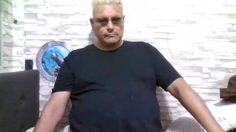 A online show from 04.12.26