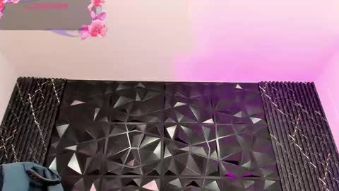 Audrey Hayworth online show from 02.05.26