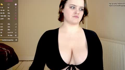 Audrey Jacq online show from 02.14.26