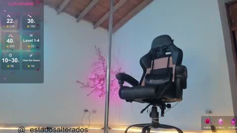 Snapshot of aurabonett chatting on 02.06.25 aura online show from 02.06.25