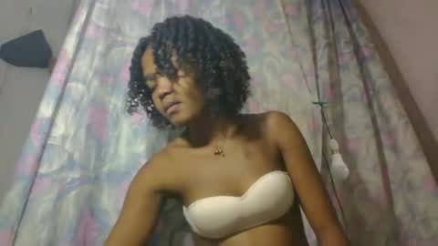 Snapshot of aurelie08 chatting on 05.31.26 aurelie08 online show from 05.31.26