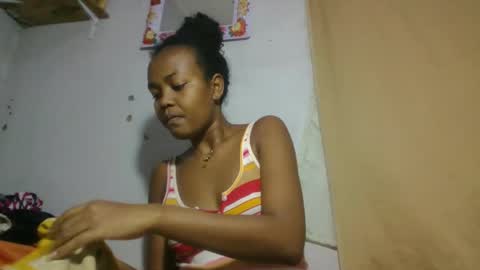 Snapshot of aurelie08 chatting on 06.02.26 aurelie08 online show from 06.02.26
