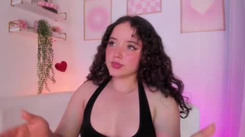 Aurora online show from 10.25.25