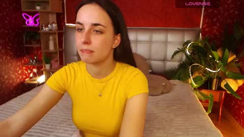 Snapshot of aurora_aksness chatting on 03.03.25 Aurora online show from 03.03.25