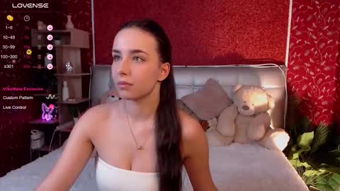 Aurora online show from 11.20.25