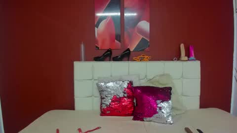 AURORA online show from 02.18.25