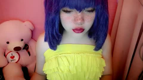 Snapshot of aurora_more chatting on 05.26.26 cute online show from 05.26.26