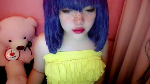 Snapshot of aurora_more chatting on 06.10.26 cute online show from 06.10.26