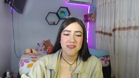 Snapshot of aurora_shy_ chatting on 02.26.25 Aurora online show from 02.26.25