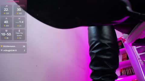 Aurora online show from 12.10.24