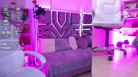 Aurora online show from 12.13.24