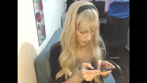 AURORA online show from 01.10.26