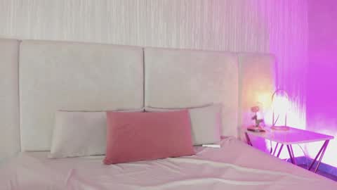 ...  ... online show from 01.12.25