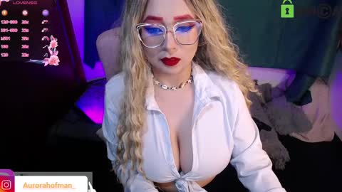 Snapshot of aurorahoffman chatting on 03.06.25 Aurora online show from 03.06.25