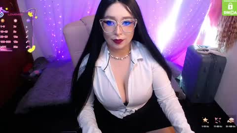 Snapshot of aurorahoffman chatting on 09.18.25 Aurora online show from 09.18.25