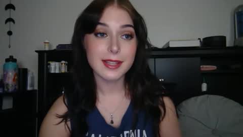 auroralightz1 online show from 10.19.25