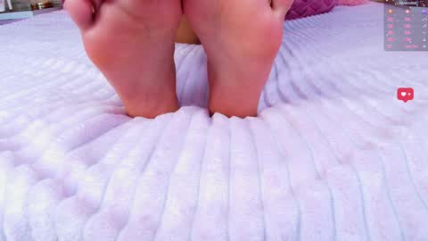 Aurora online show from 02.08.25